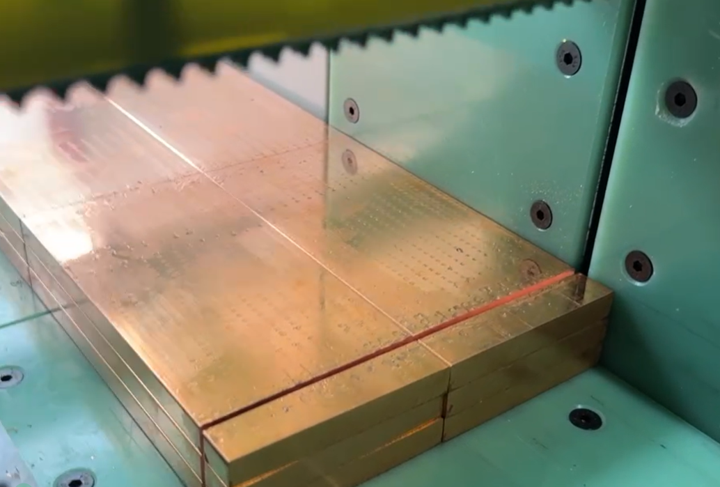 鋁型材切割機(jī)雙分離退刀無(wú)尾料配置到底值不值得買(mǎi)？